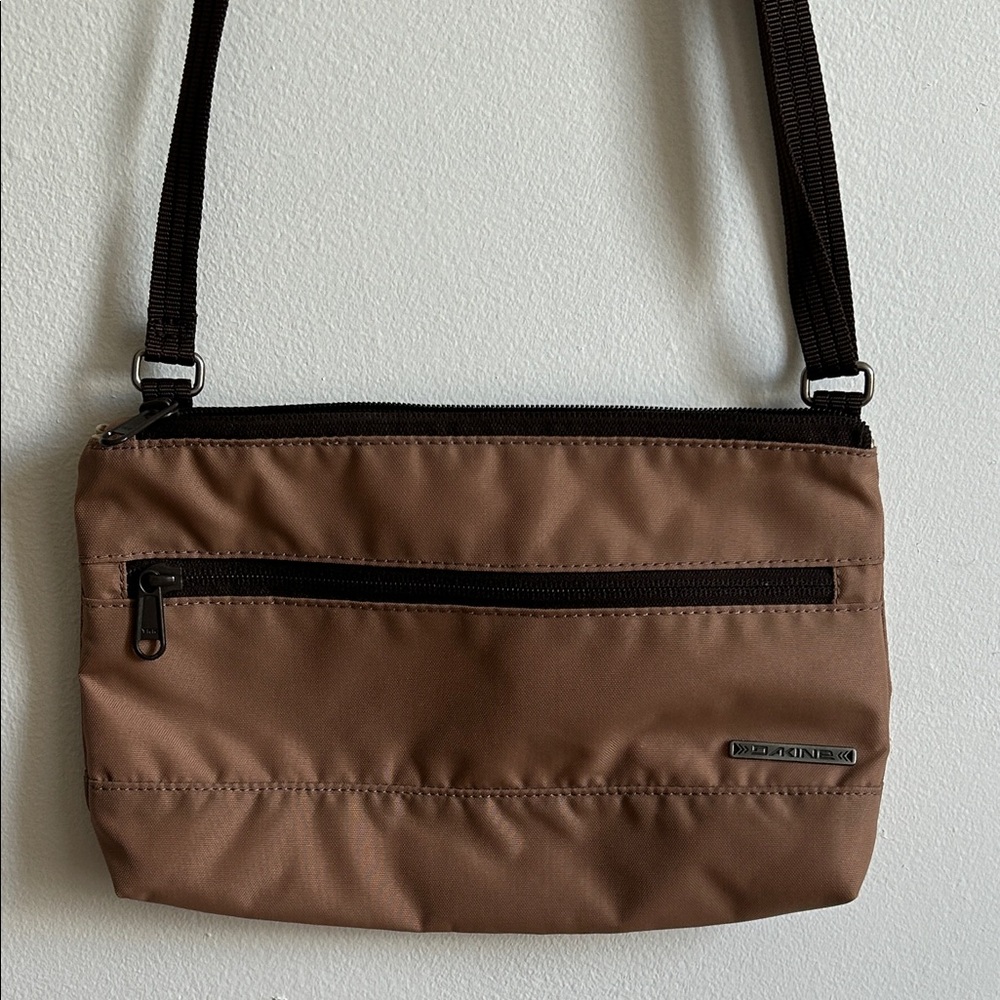 Dakine Brown Nylon Crossbody Travel Bag